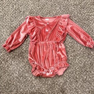 Velvet Long Sleeve Baby Romper Marie Nicole 12-18 month